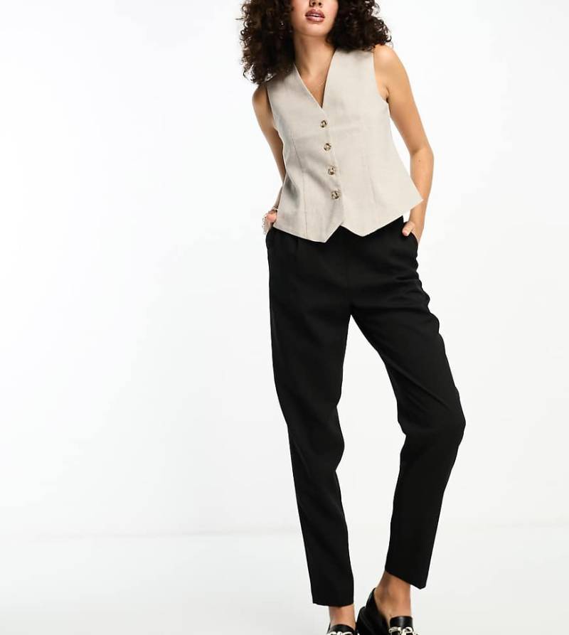 ASOS DESIGN Tall - Elegante, schmal zulaufende Hose in Schwarz von ASOS Tall