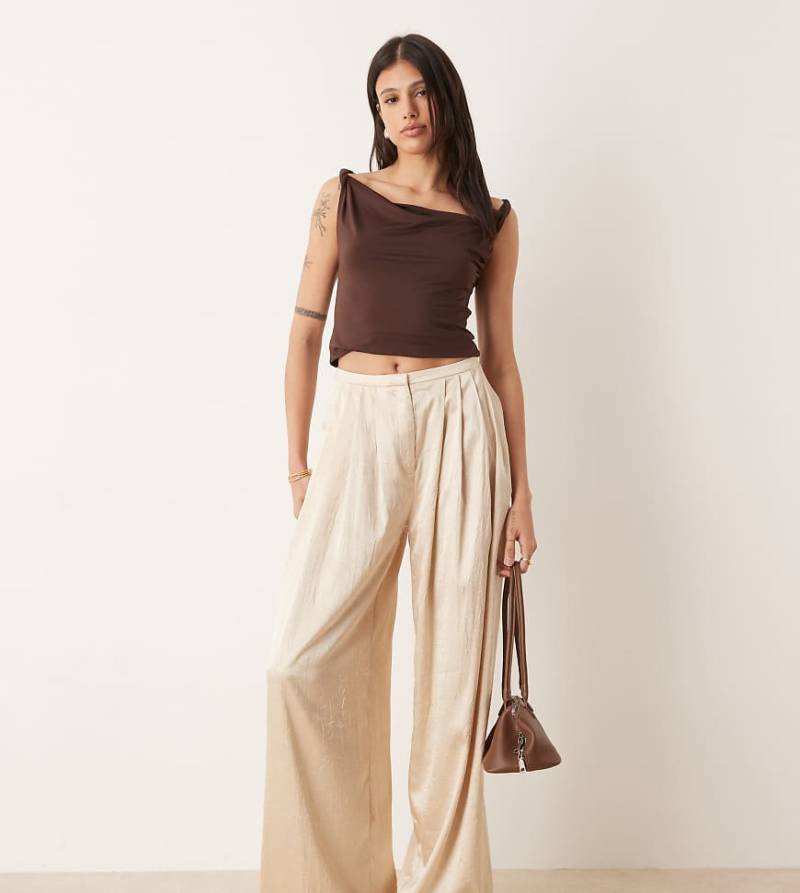 ASOS DESIGN Tall - Elegante, unstrukturierte Palazzo-Hose in Austerweiß, Kombiteil von ASOS Tall