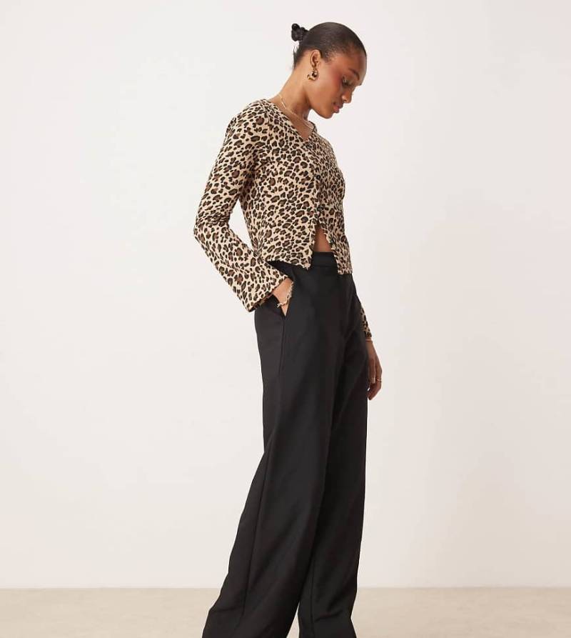 ASOS DESIGN Tall - Elegante, lässig und gerade geschnittene Hose in Schwarz von ASOS Tall