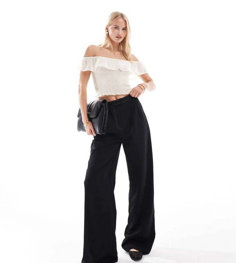 ASOS DESIGN Tall - Elegante Hose in Schwarz mit Kontrastnähten und weitem Bein von ASOS Tall
