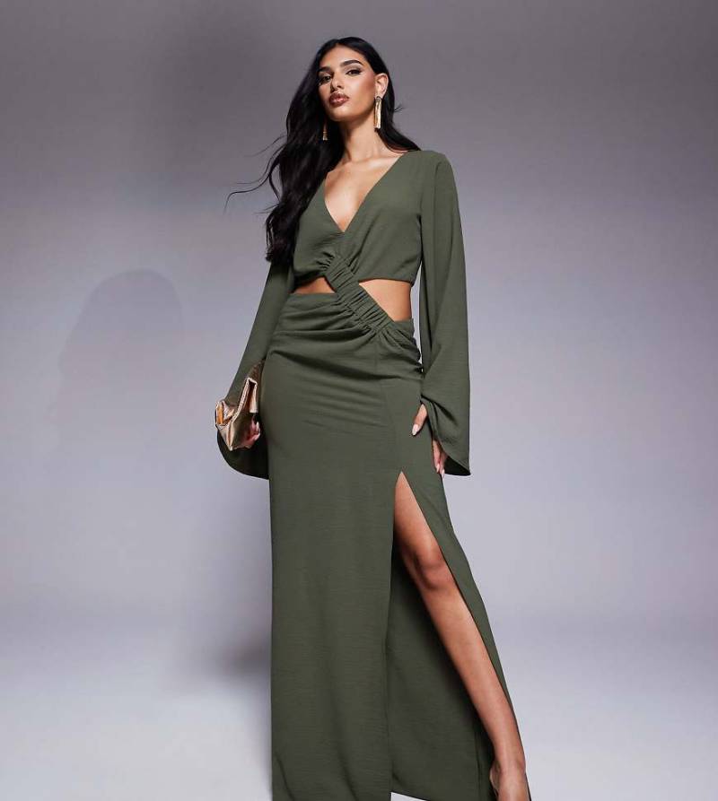 ASOS DESIGN Tall - Langärmliges Maxikleid in Khaki mit Zierausschnitt und seitlichem, gerafftem Design-Grün ASOS DESIGN Tall - Langärmliges Maxikleid in Khaki mit Zierausschnitt und seitlichem, gerafftem Design-Grün von ASOS Tall