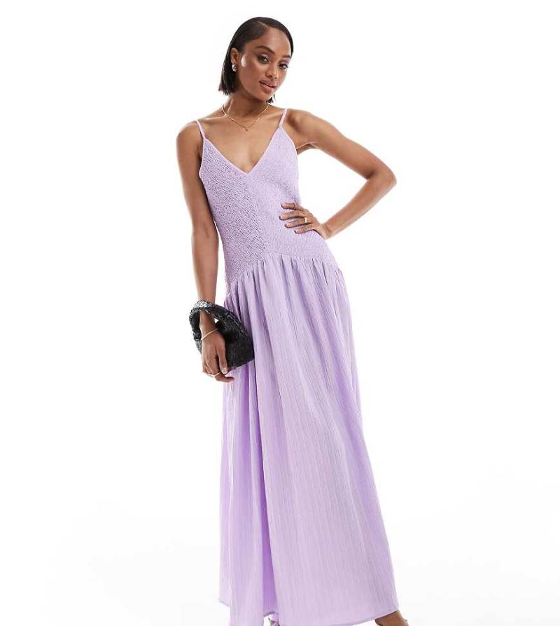 ASOS DESIGN Tall - Midi-Sommerkleid in Flieder mit weitem Rock und Knitterstruktur-Lila von ASOS Tall