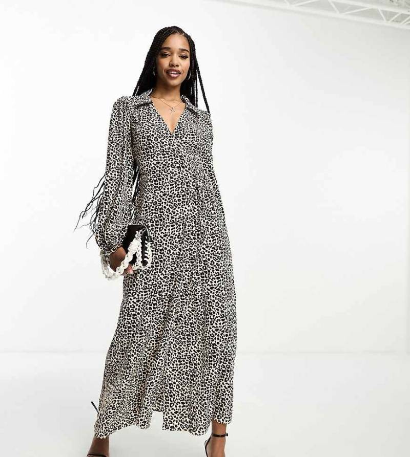ASOS DESIGN Tall - Midi-Wickelkleid mit Leopardenmuster und Kragen-Bunt von ASOS Tall