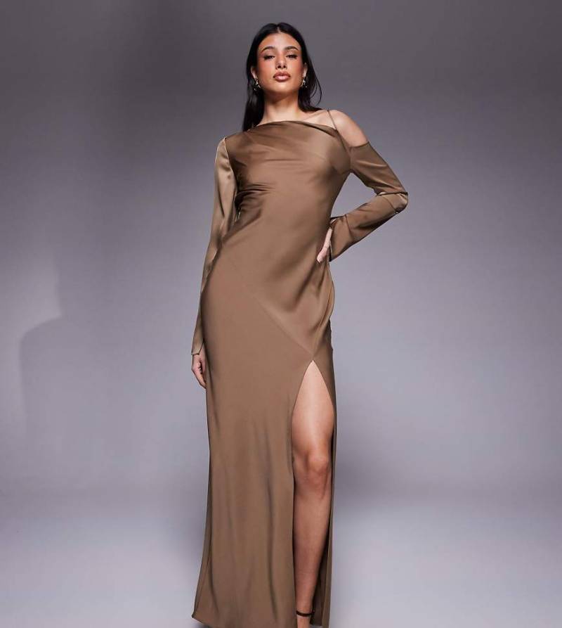 ASOS DESIGN Tall - Midikleid in Braun mit asymmetrischem Ausschnitt und Bindeband am Rücken-Brown von ASOS Tall