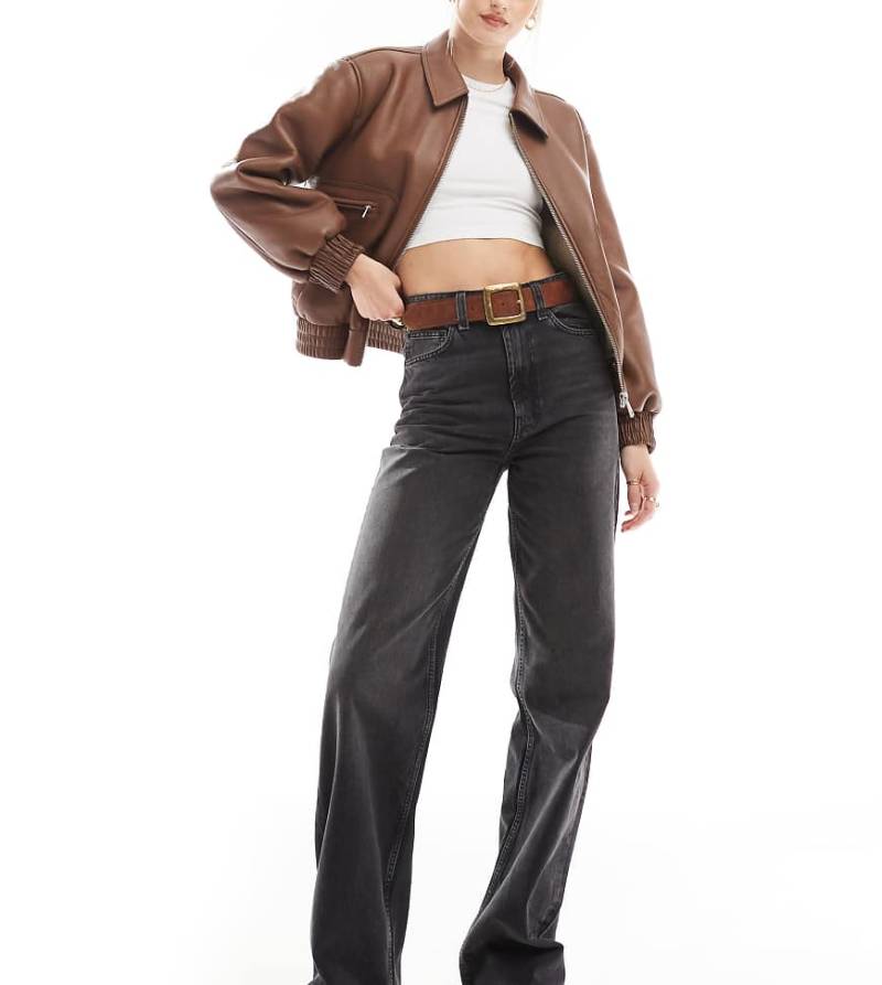 ASOS DESIGN Tall - Weite Dad-Jeans in verwaschenem Schwarz von ASOS Tall