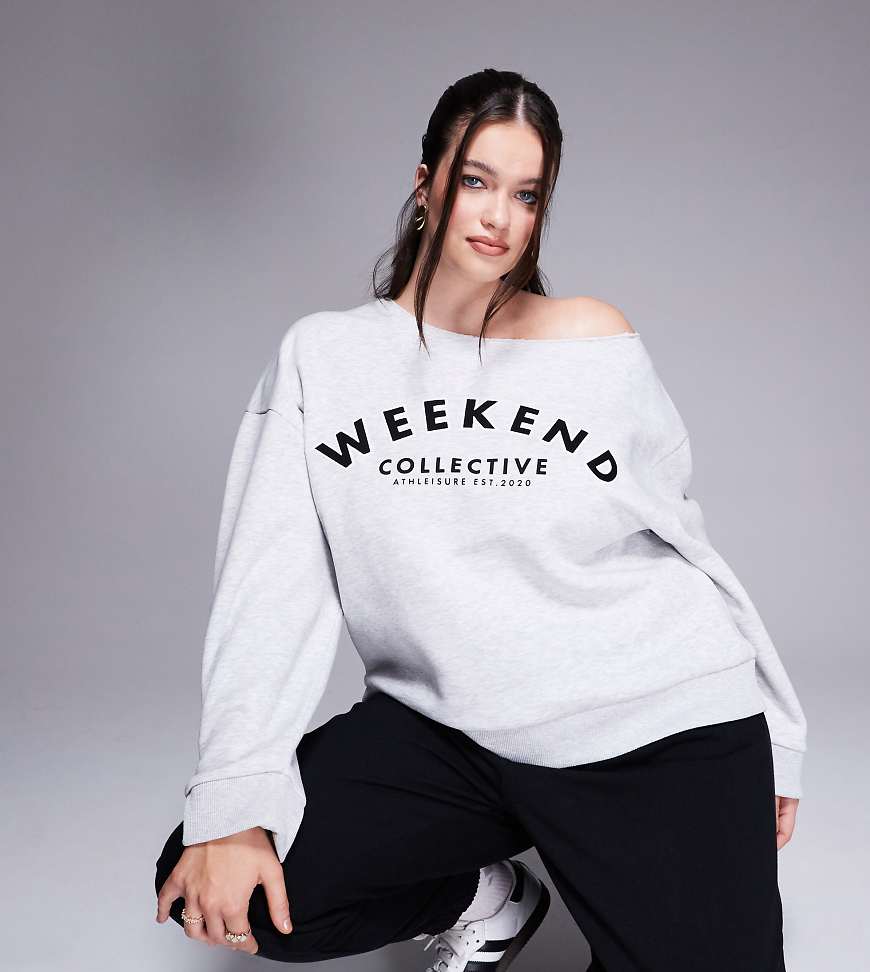 ASOS Curve - Weekend Collective - Locker geschnittenes, schulterfreies Sweatshirt in Eisgrau meliert ASOS Curve - Weekend Collective - Locker geschnittenes, schulterfreies Sweatshirt in Eisgrau meliert von ASOS Weekend Collective