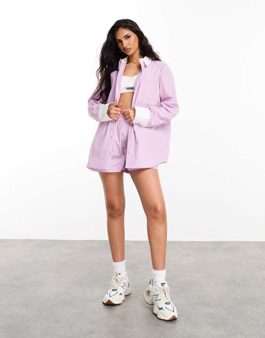 ASOS DESIGN - Weekend Collective - Oversize-Hemd in Rosa gestreift mit Farbblock-Design, Kombiteil von ASOS Weekend Collective