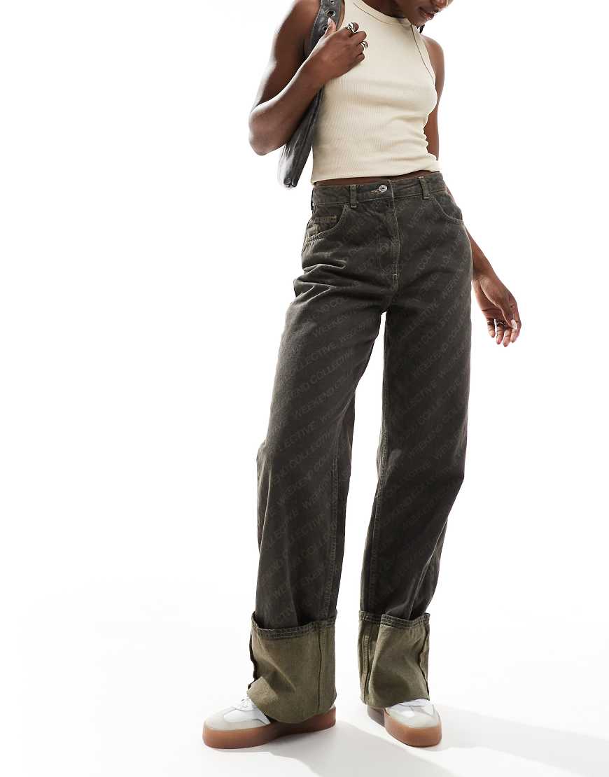 ASOS - Weekend Collective - Jeans in verwaschenem Braun mit Lasermuster ASOS - Weekend Collective - Jeans in verwaschenem Braun mit Lasermuster von ASOS Weekend Collective