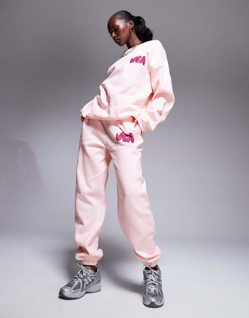 ASOS - Weekend Collective - Jogginghose in Rosa mit Bubble-Print und Bündchen, Kombiteil von ASOS Weekend Collective