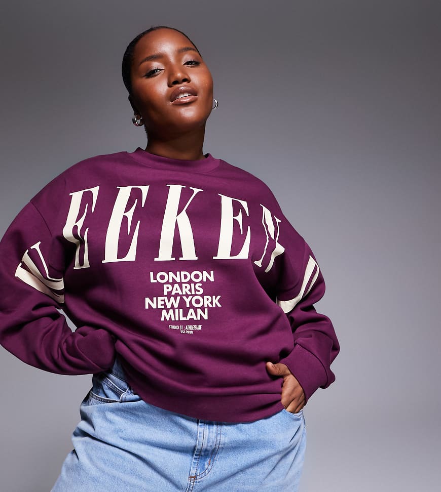 Weekend Collective Curve - Oversize-Sweatshirt in Pflaume mit Stapel-Logo-Rot Weekend Collective Curve - Oversize-Sweatshirt in Pflaume mit Stapel-Logo-Rot von ASOS Weekend Collective