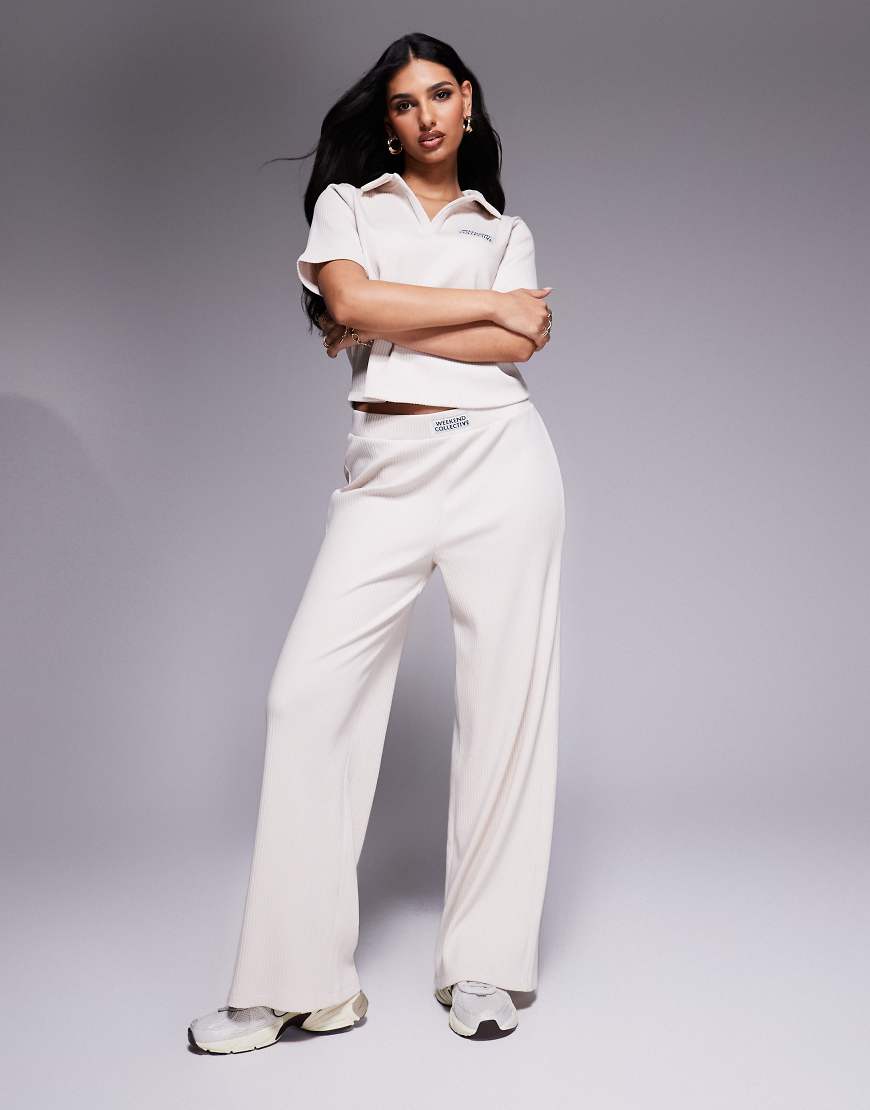 Weekend Collective - Gerippte Hose in Weiß mit weitem Bein, Kombiteil von ASOS Weekend Collective
