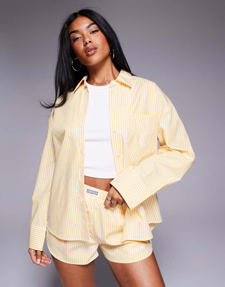 Weekend Collective - Hemdbluse in gestreiftem Gelb, Kombiteil Weekend Collective - Hemdbluse in gestreiftem Gelb, Kombiteil von ASOS Weekend Collective