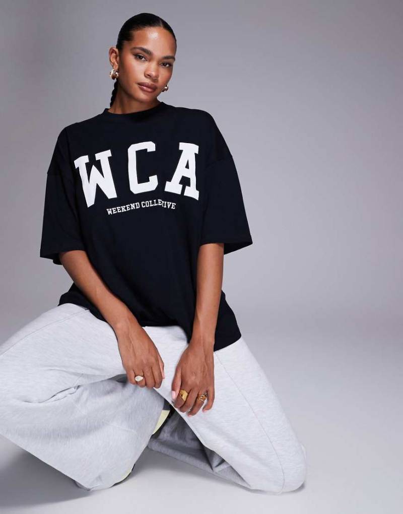 Weekend Collective - Icon - Oversize-T-Shirt in Schwarz mit aufgestickter „WCA"-Grafik von ASOS Weekend Collective