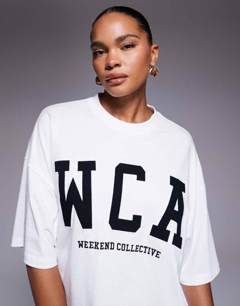 Weekend Collective - Icon - Oversize-T-Shirt in Weiß mit aufgestickter „WCA"-Grafik von ASOS Weekend Collective