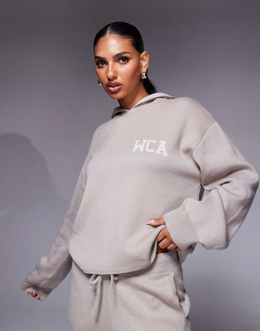 Weekend Collective - Kapuzenpullover aus Strick in Beige mit Grafikprint, Kombiteil-Neutral von ASOS Weekend Collective