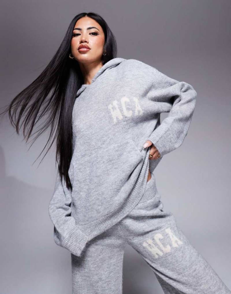 Weekend Collective - Kapuzenpullover in Grau mit Grafikprint, Kombiteil von ASOS Weekend Collective