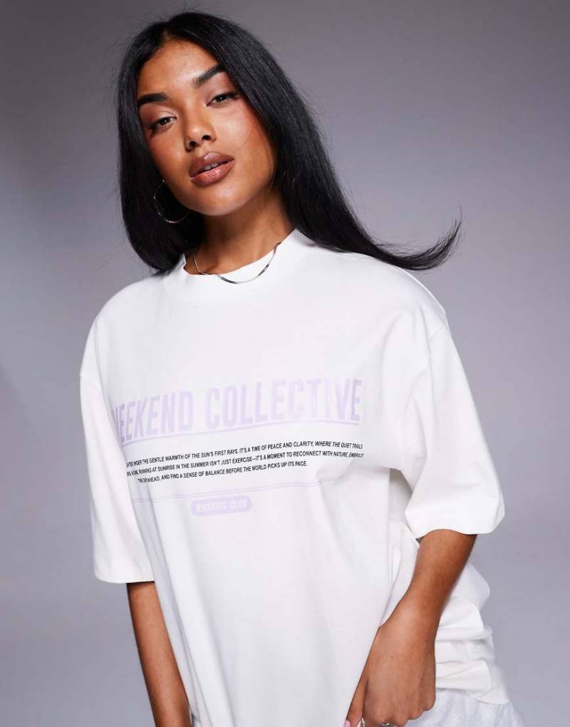 Weekend Collective - Oversize-T-Shirt in Cremeweiß und Flieder mit Frontprint von ASOS Weekend Collective