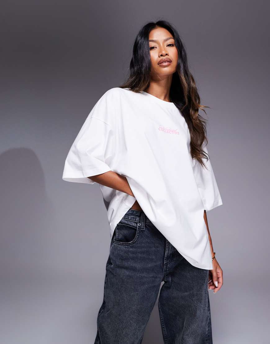 Weekend Collective - Oversize-T-Shirt mit Wellness-Reise-Print in Kokosweiß von ASOS Weekend Collective