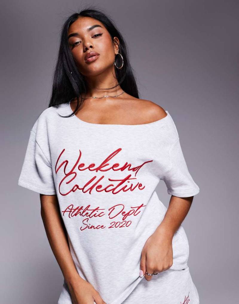 Weekend Collective - Schulterfreies Sweatshirt in meliertem Grau mit rotem Kritzel-Logo, Kombiteil von ASOS Weekend Collective