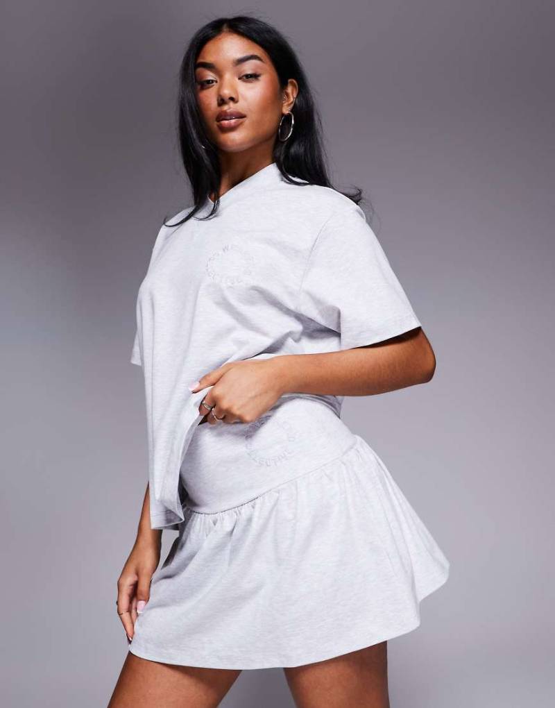 Weekend Collective - Skort in meliertem Grau mit Logo-Stickerei, Kombiteil von ASOS Weekend Collective