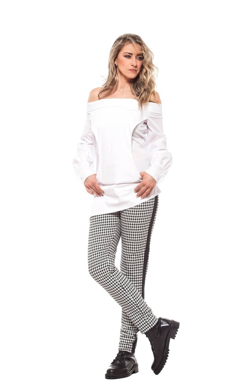 Weiß Aus Der Schulter Langarm-Baumwolle Top/Shirt Bluse, Lockerer Designer-Schnitt, Kaltes Wetter Für Frauen, Plus Größe Verfügbar von ASTRAEAFASHION