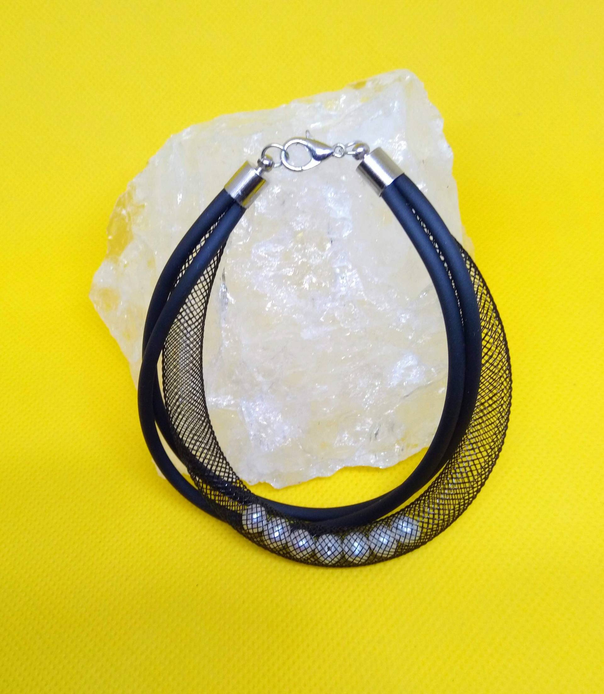 Armbänder, Armbänder Mit Süßwasserperlen, Moderne Schwarze Aus Gummi, Versandkostenfrei Armbänder, Armbänder Mit Süßwasserperlen, Moderne Schwarze Aus Gummi, Versandkostenfrei von ASUlrichDesign