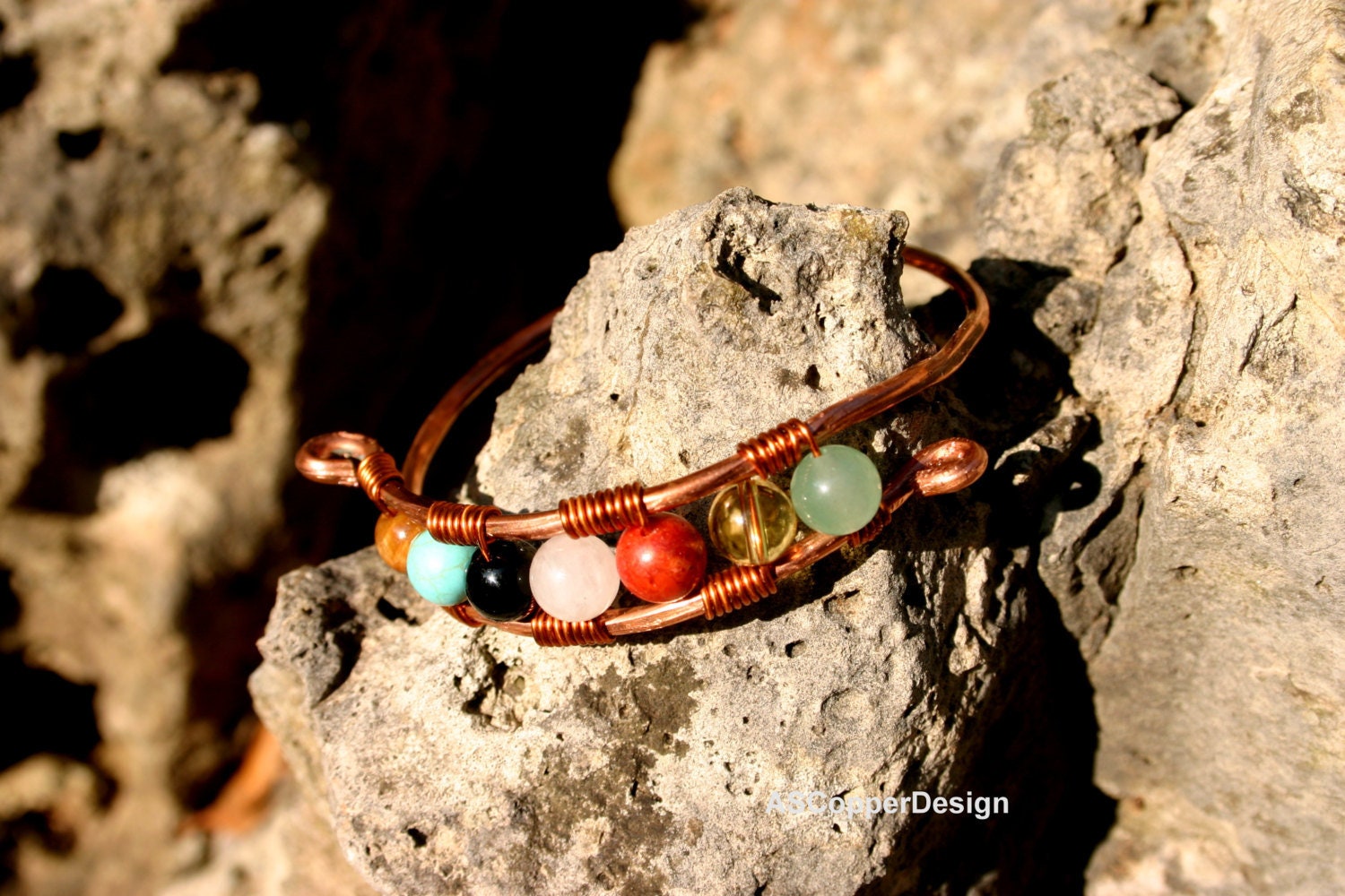 Draht Armbänder, Handgemachte Kupferdraht Armbänder Mit Natursteinen, Gewickelt Schmuck, Manschette Armband, Boho Schmuck Kostenloser Versand Draht Armbänder, Handgemachte Kupferdraht Armbänder Mit Natursteinen, Gewickelt Schmuck, Manschette Armband, Boho Schmuck Kostenloser Versand von ASUlrichDesign