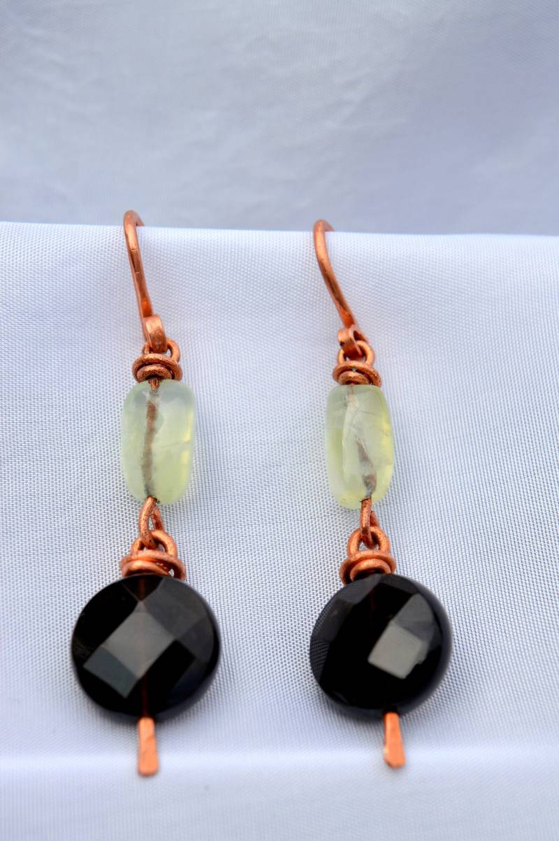 Kronleuchter Ohrringe Kupferdraht Mit Perhitstein Und Rauchquarz Moderne Handgefertigte Kostenloser Versand von ASUlrichDesign