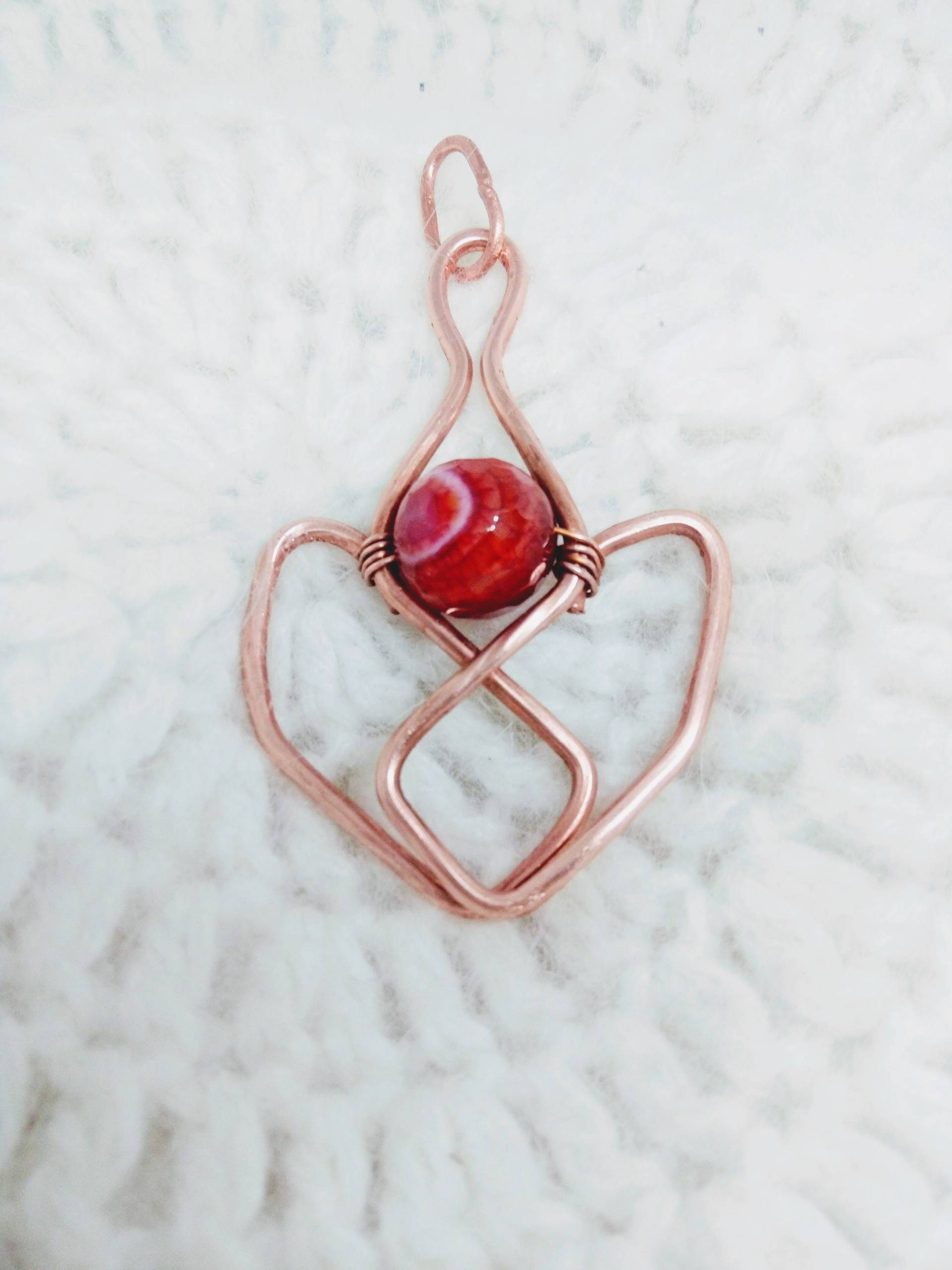 Kupferdraht Anhänger Mitred Agatha Stein, Draht Schmuck, Gewickelt Anhänger, Unisex-Anhänger, Kostenloser Versand Weltweit Kupferdraht Anhänger Mitred Agatha Stein, Draht Schmuck, Gewickelt Anhänger, Unisex-Anhänger, Kostenloser Versand Weltweit von ASUlrichDesign