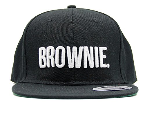 ASVP Shop® 5-Panel Snapback Cap mit gesticktem 'Brownie'-Schriftzug Flacher Schirm und stylischem Retro Hiphop/Rapper Design in schwarz mit weißem Text - größenverstellbar, Schwarz, Medium von ASVP Shop