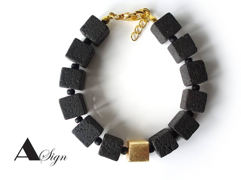 A Sign Abendstern Lava Stein Würfel Schwarz Damen Armband Element Gebürstet Karabiner Verschluss Verstellbar Gold/Schwarz von ASignSchmuckDesign