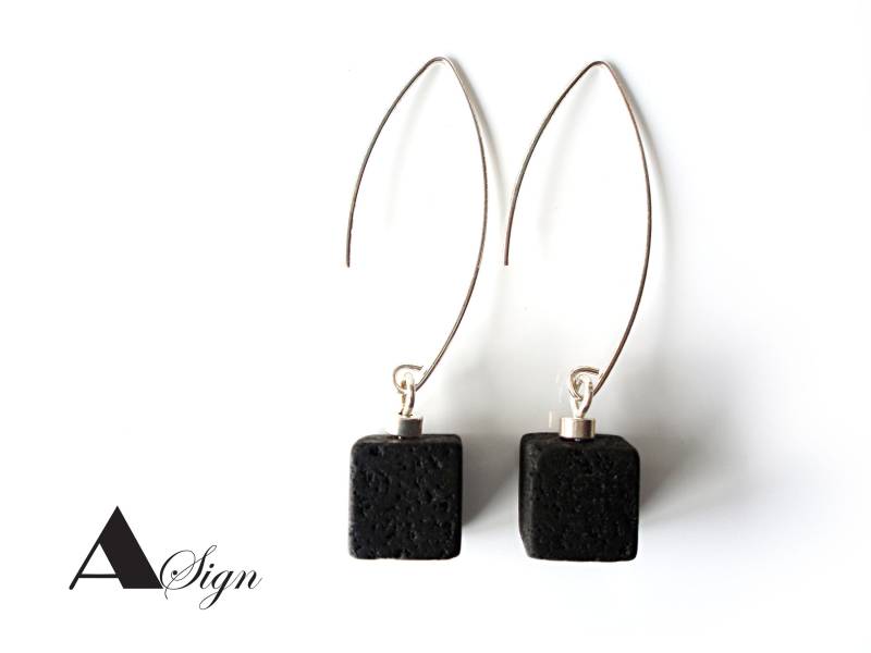 A Sign Abendstern Lava, Würfel Schwarz Damen Hängeohrringe, Ohrringe, Ohrhänger, Ohrhaken Durchzieher 925 Silber von ASignSchmuckDesign