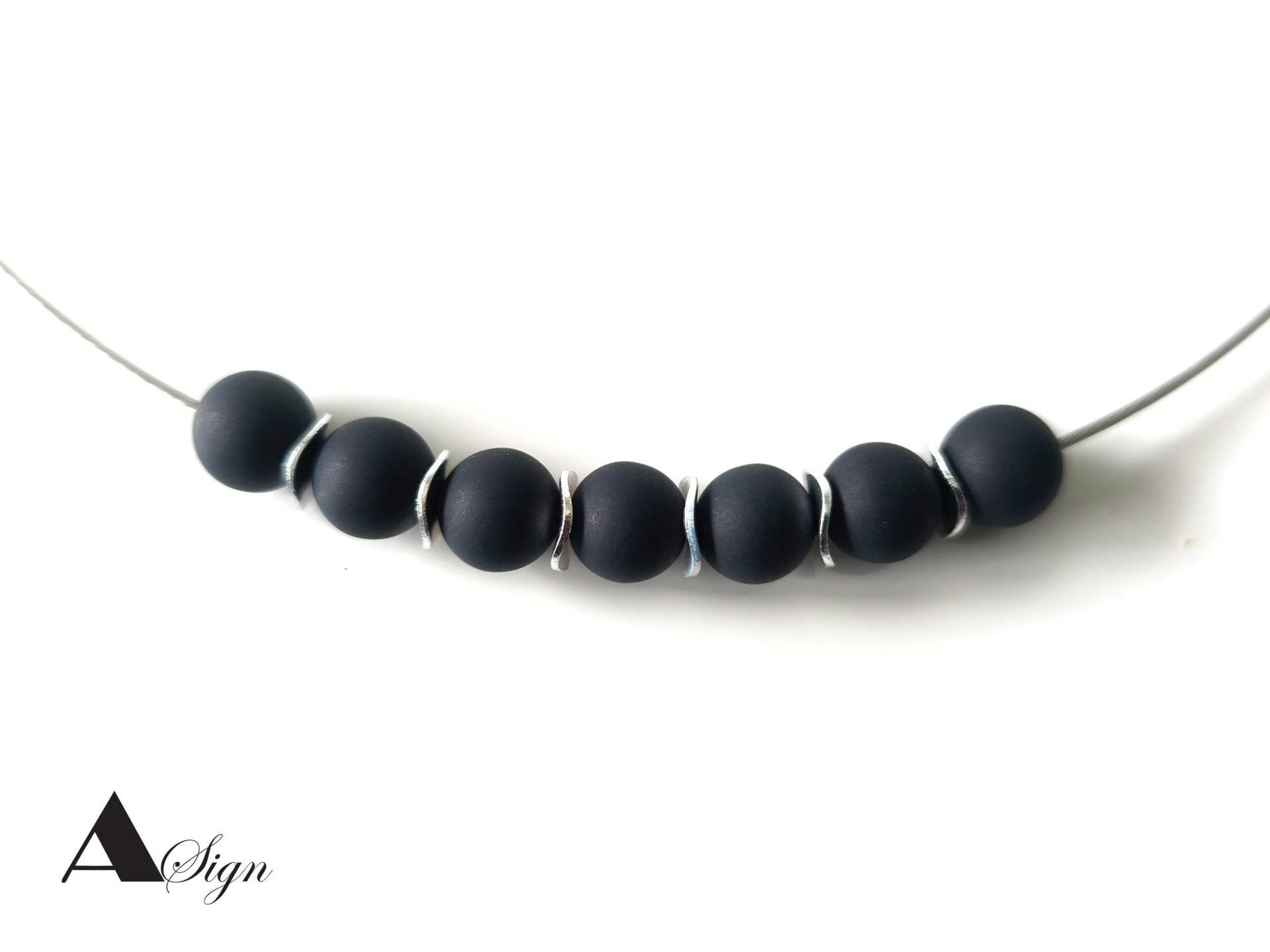 A Sign Black Polaris-Perlen Edelstahl Damen Halsreif/Halskette Schraubverschluss 40 Bis 52 cm Schwarz von ASignSchmuckDesign