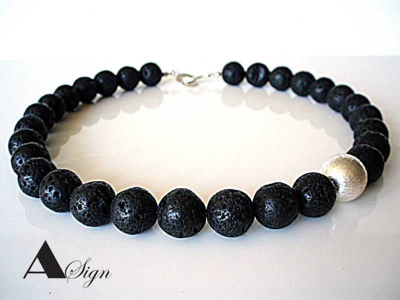 A Sign Luna Nr.2 Lava Stein 14 Mm Damen Halskette/Kette/Perlenkette/Lavakette Kugel/Perle Gebürstet Schwarz/Silber Schmuckschließe von ASignSchmuckDesign