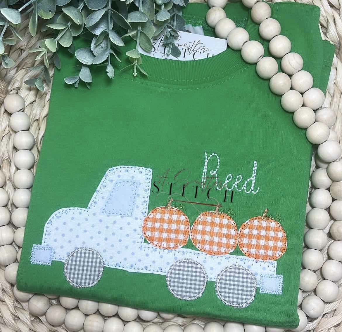 Jungen Kürbis Shirt, Pritschen Lkw, Kürbisse, Applikation, Aufnäher Shirt von ASouthernStitchMS