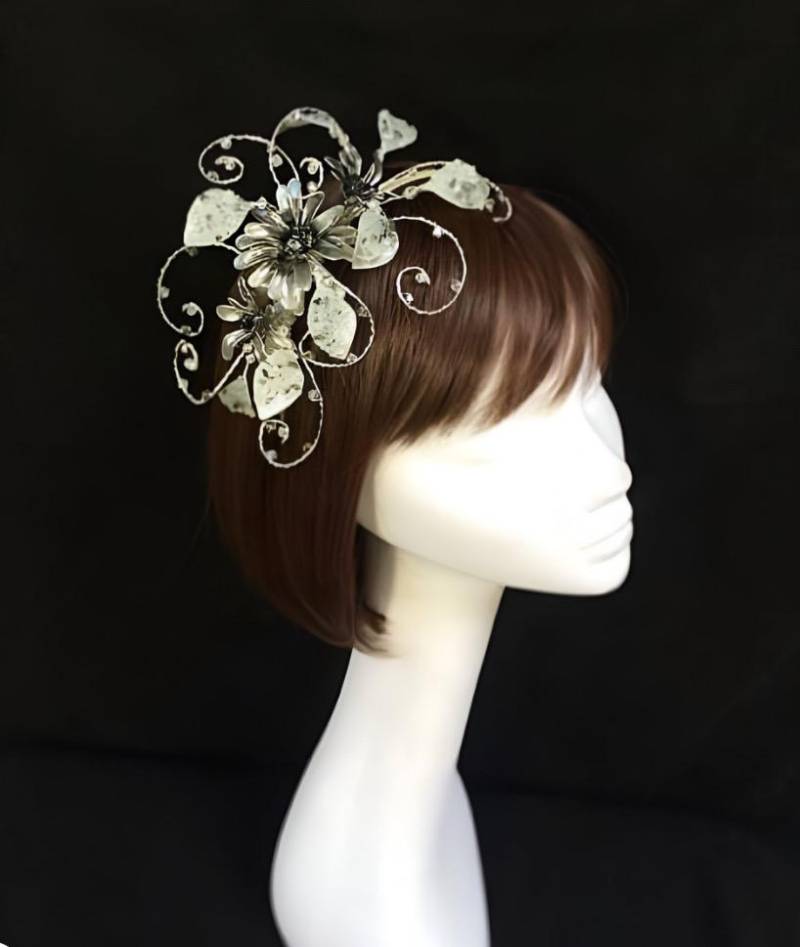 Silberhochzeit Fascinator, Glas-Resin Blatt Kopfschmuck, Uk Verkäufer von ASutherlandHeadwear