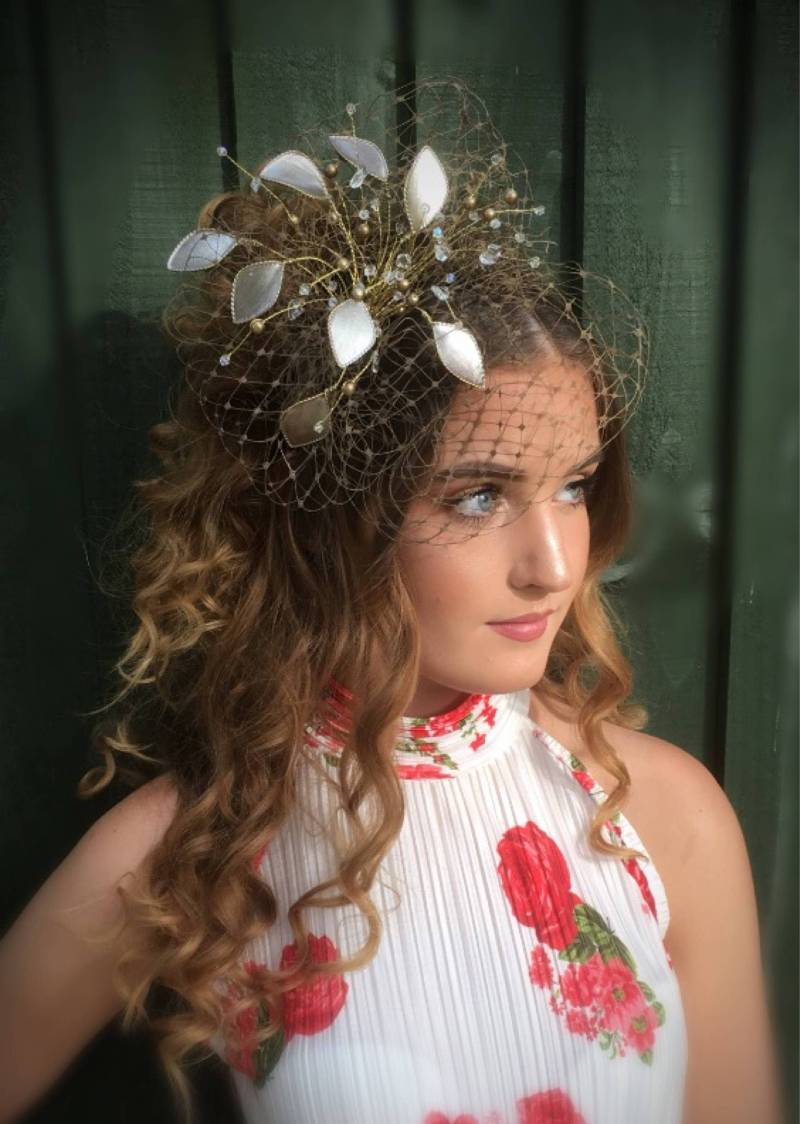 Verschleierter Fascinator, Bronze, Perlmutt, Hochzeits-Gasthut von ASutherlandHeadwear