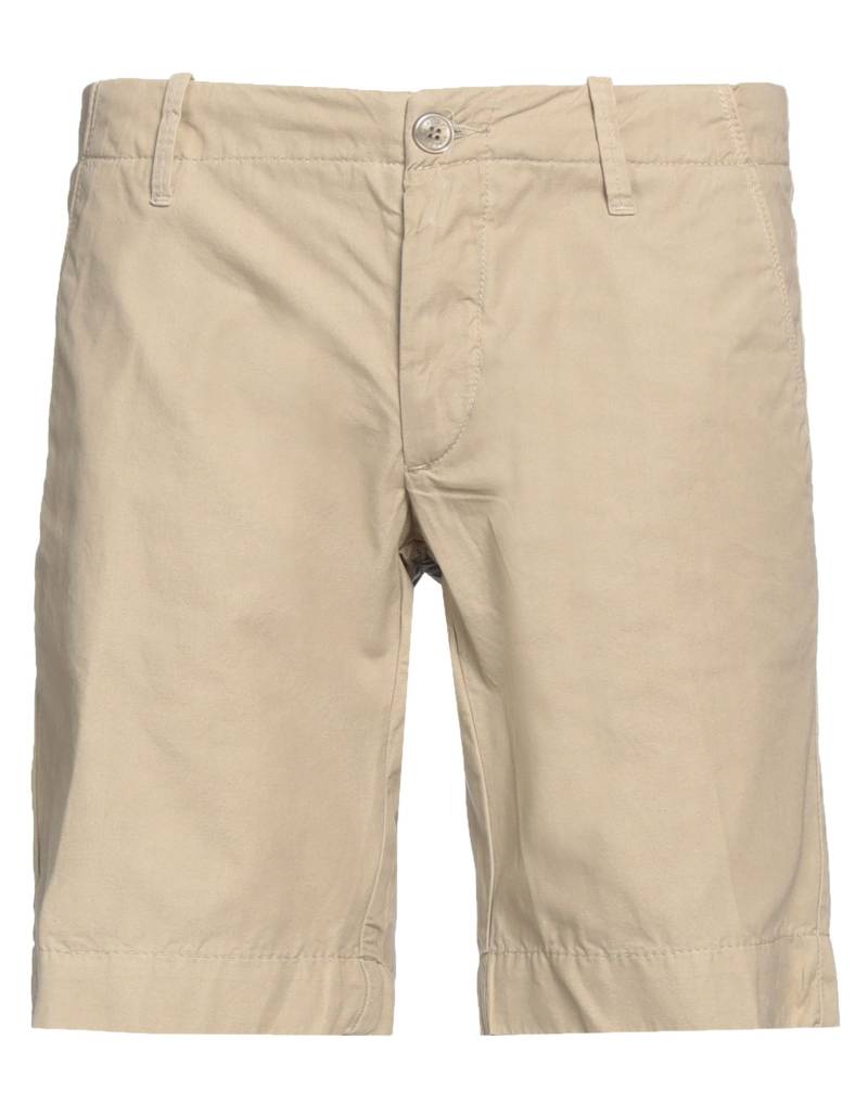 AT.P.CO Shorts & Bermudashorts Herren Beige von AT.P.CO