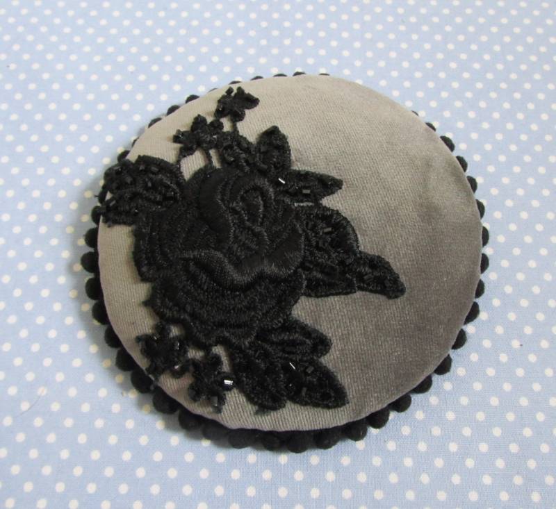 Headpiece Fascinator Samt Spitze von ATEMraub