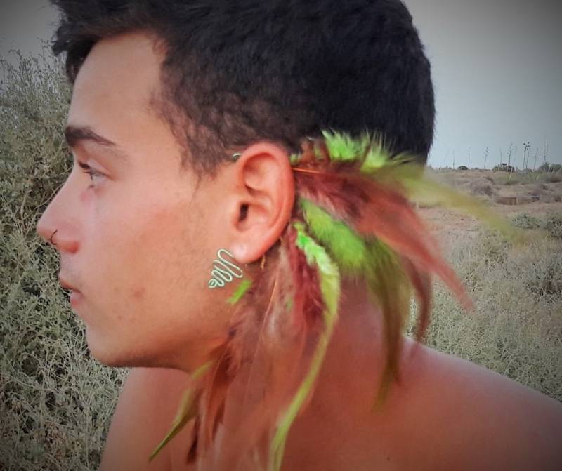 Natürliche Feder-Kopfschmuck, Ohr Manschette Armband Earr, Feder Manschette, Hippie, Haar Kopfschmuck, Festivals, Ooak, Ohr-Jacke, Wickeln Natürliche Feder-Kopfschmuck, Ohr Manschette Armband Earr, Feder Manschette, Hippie, Haar Kopfschmuck, Festivals, Ooak, Ohr-Jacke, Wickeln von ATIPIKAL