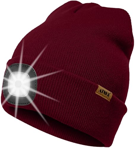 ATNKE LED Beleuchtete Mütze mit Licht,Wiederaufladbare USB 4 LED Beleuchtete Laufmütze Extrem Heller Lampe Winter Warme Stricken Mütze Technik Geschenke für Herren und Damen/Wine Red von ATNKE