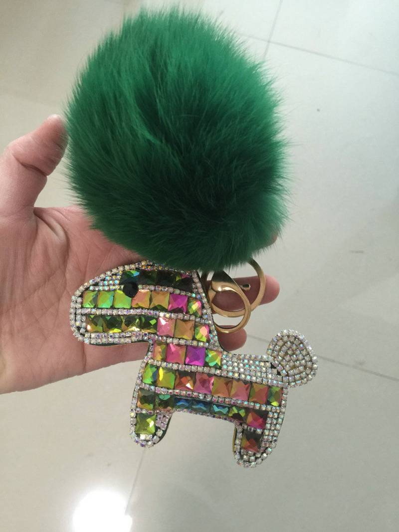 Grüne Sparkly Horse Dolls Schlüsselanhänger Grünes Fell Pompoms von ATSlowTimes