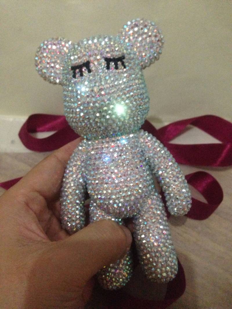 Swarovski Sparkle Bag Charm Bär Anhänger Ab Crystal Teddy Bear Schlüsselanhänger Mit Gold/Silber-Metall-Hardware von ATSlowTimes