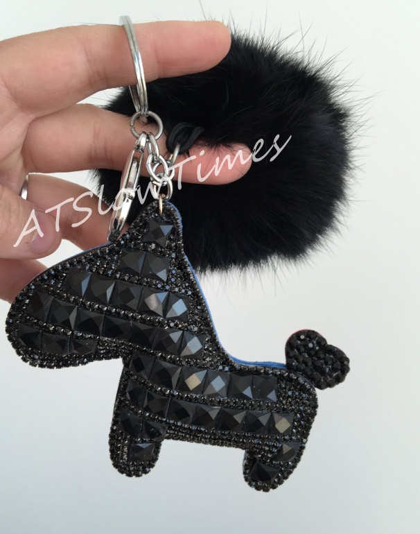 strass Glitzer Handtasche Charm Schwarz Edelsteine Flauschig Pelz Bommel Fell Puffs Schlüsselanhänger von ATSlowTimes
