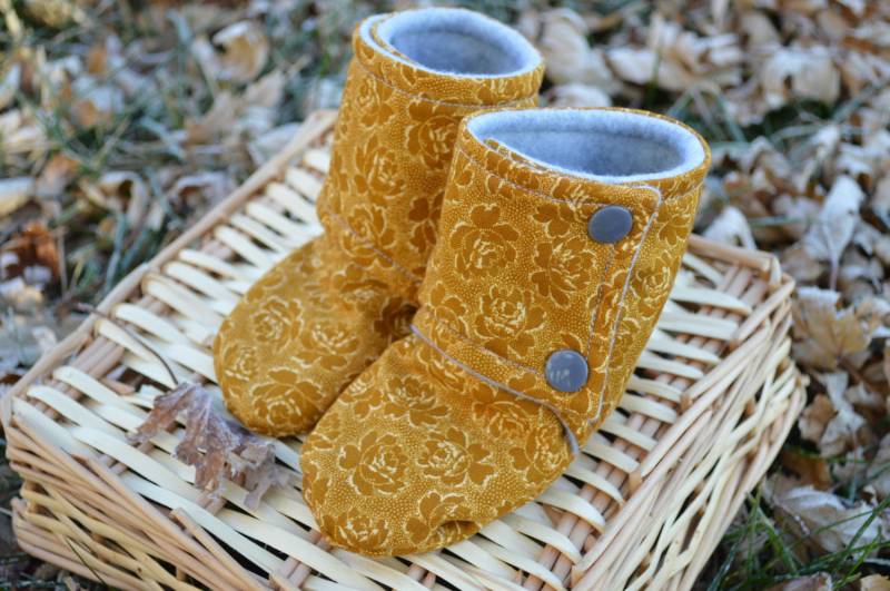Baby Booties Stay On, Gold Rose Grau Babyschuhe, Frühlingssommer von ATaleOfTwoThreads