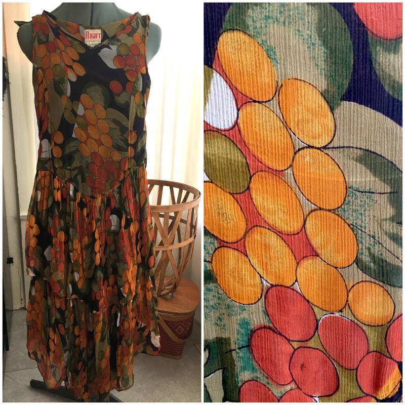 Beere Viel Spaß Kleid von ATallTale