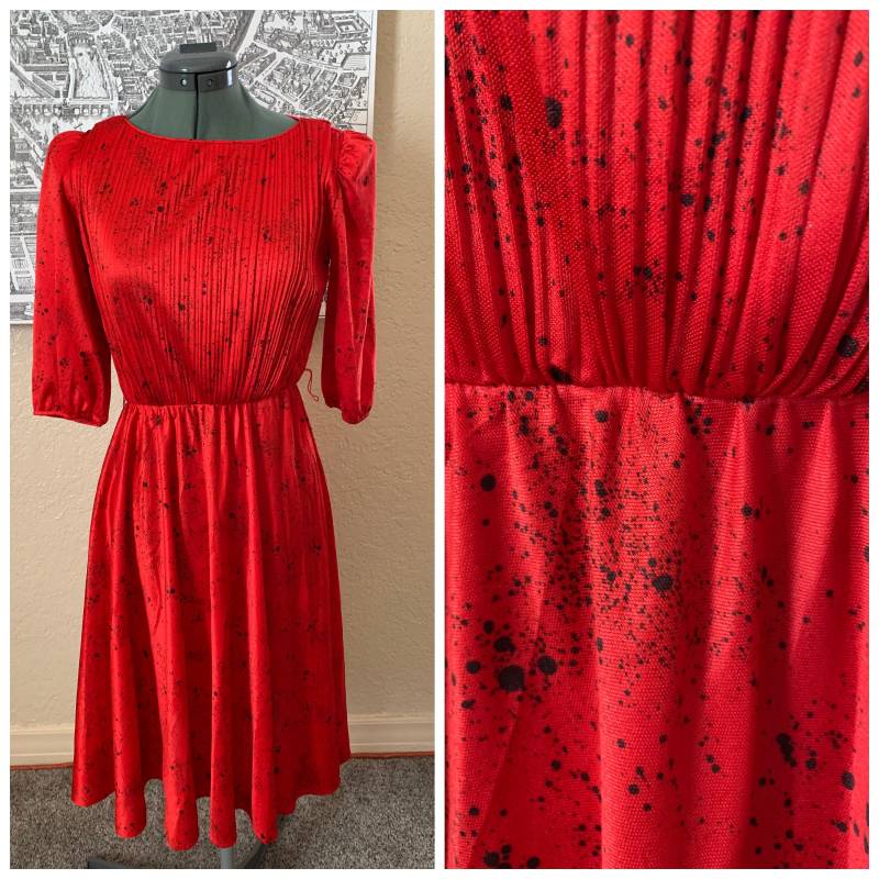 Rotes 80Er Satinkleid von ATallTale