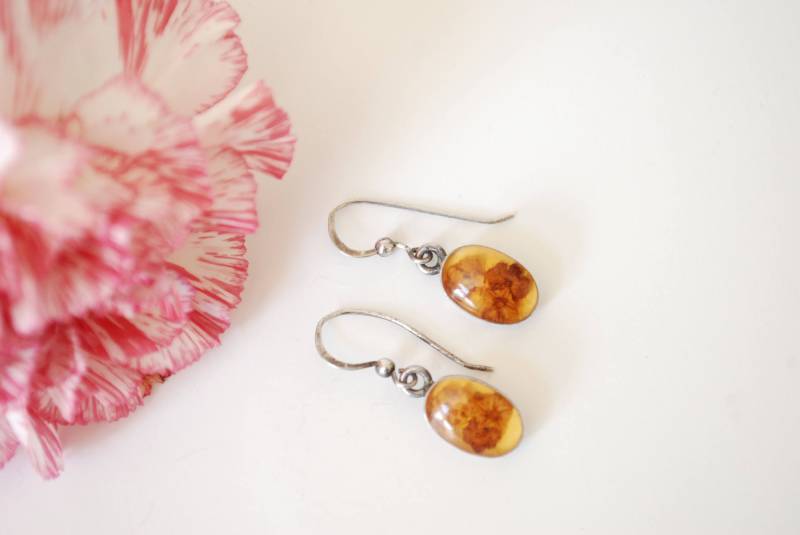 Getrocknete Blumen Sterling Ohrringe || Baumeln Harz 925 Jahrgang von ATreasureHunt