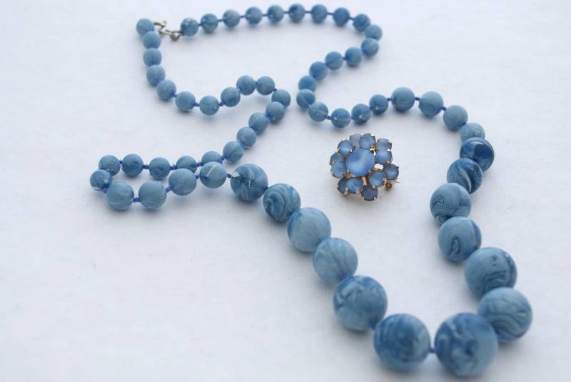 Himmelblau-Kette Und Pin - Sommer-Schmuck von ATreasureHunt