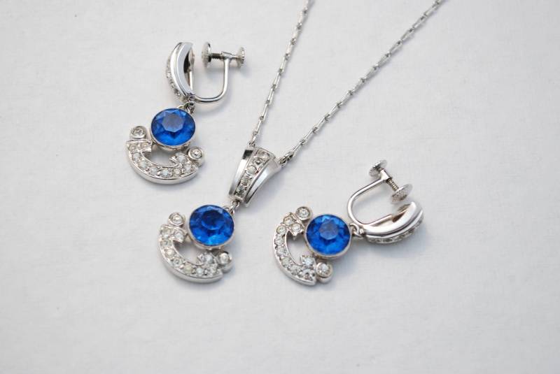 Vintage Art-Deco-Set - Blau Und Farblos Strass in Sterling Silber Kette Ohrringe Zurückschrauben Geschenk von ATreasureHunt